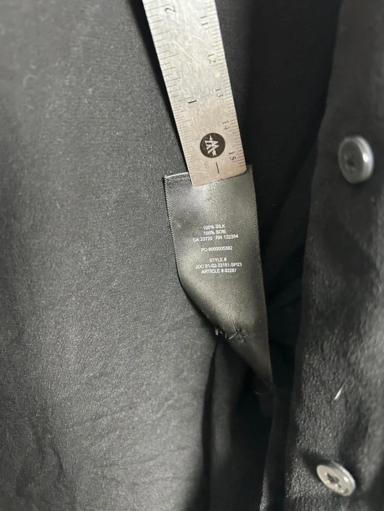 Babaton Black Silk Relaxed Fit Collared Shirt - Picture 7 of 7